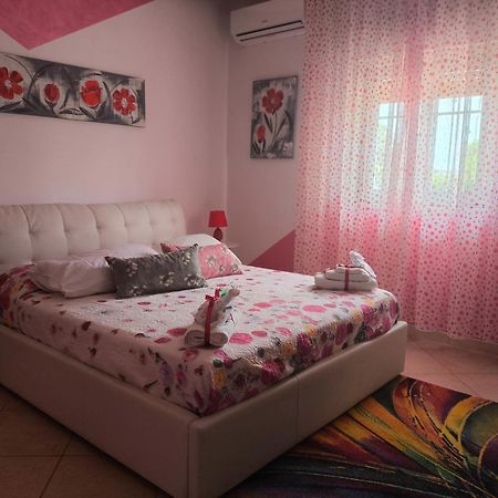 Rainbow Apartment Scordia Εξωτερικό φωτογραφία